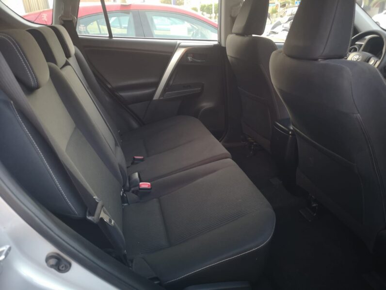 TOYOTA – Rav4 120D 4X2 Active