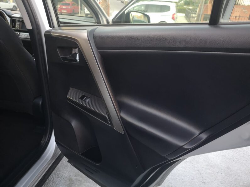 TOYOTA – Rav4 120D 4X2 Active