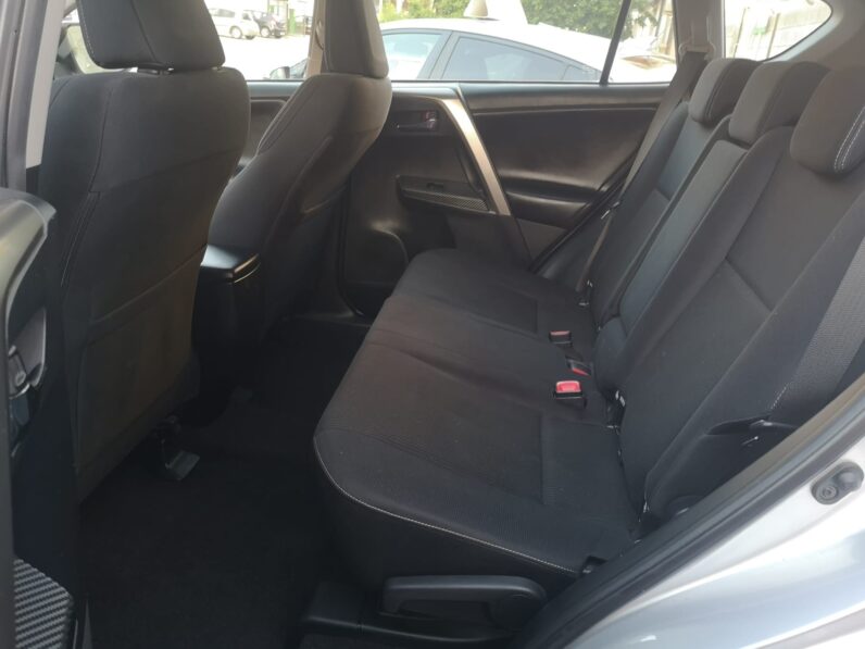 TOYOTA – Rav4 120D 4X2 Active