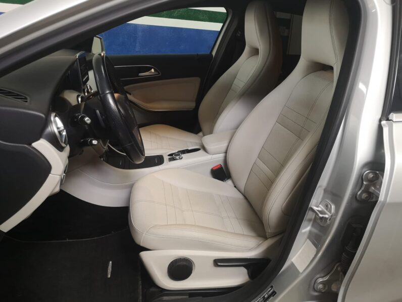 MERCEDES-BENZ – Clase A A 200 CDI BlueEFFICIENCY AMG Sport
