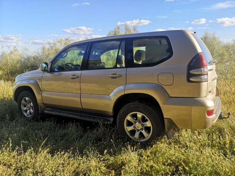 TOYOTA – Land Cruiser 3.0 D4D VX